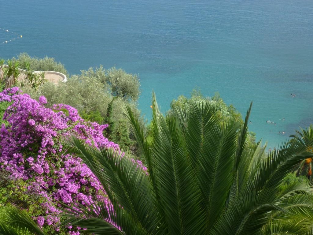 Appartement Charme Et Coeur Villefranche-sur-Mer Exterior photo